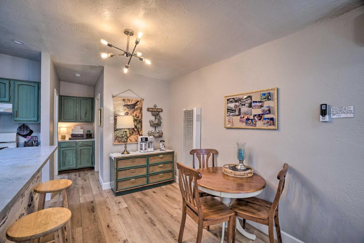 Central Williams Studio With Fireplace On Route 66!アパートメント エクステリア 写真